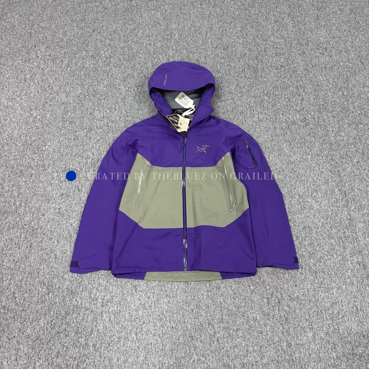 Arc'teryx Purple Hooded Jacket in Size M Size US M / EU 48-50 / 2 - 1 Thumbnail