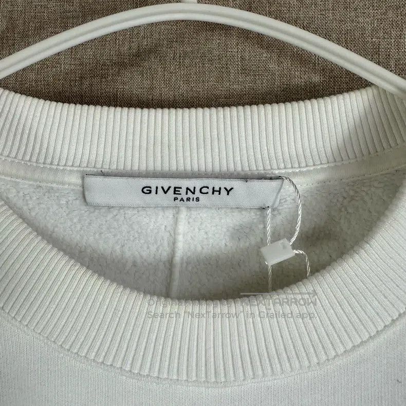 Givenchy Givenchy White Sequin Logo Sweatshirt (Cotton) Size US S / EU 44-46 / 1 - 4 Thumbnail