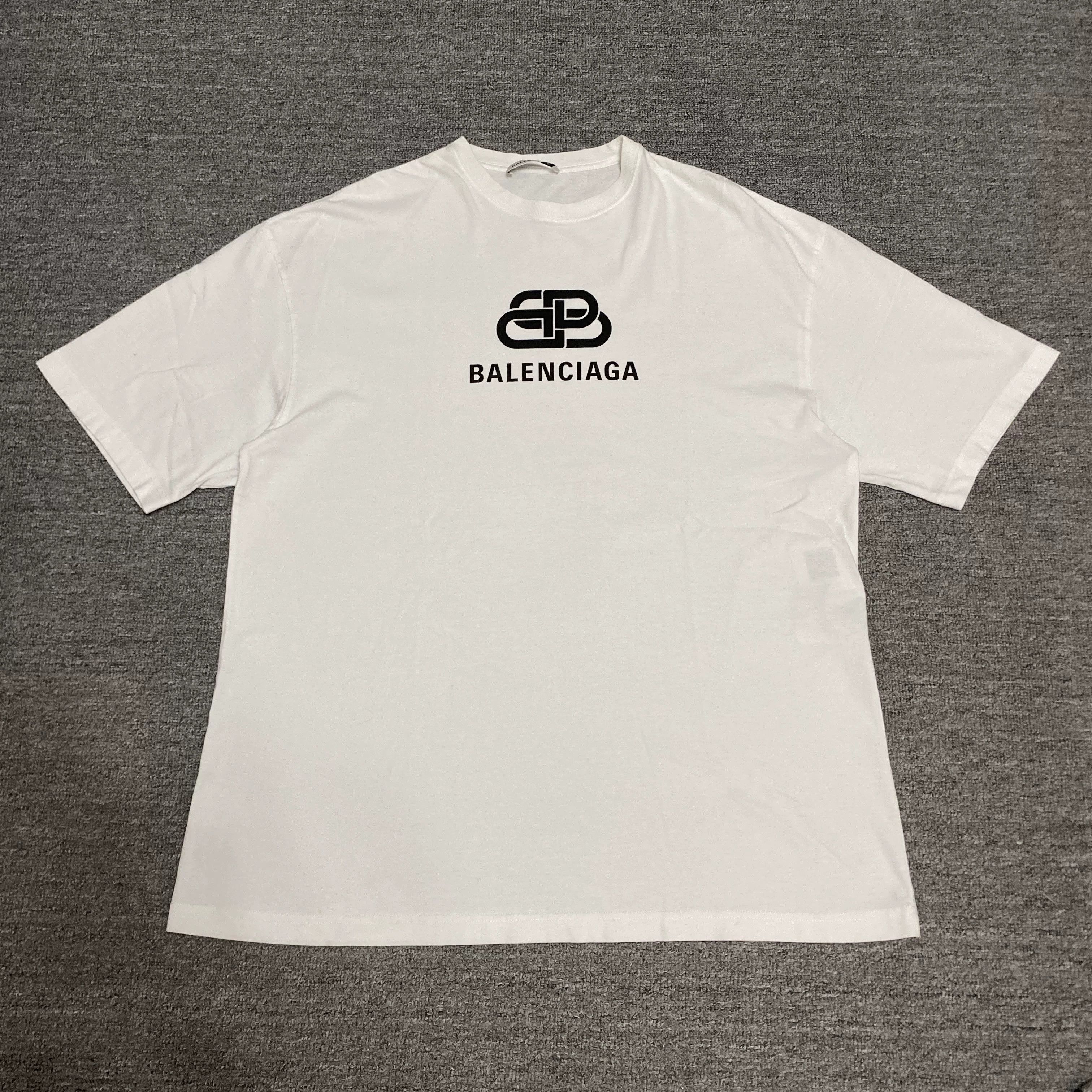Balenciaga Balenciaga Lock Buckle Short Sleeve Size US XS / EU 42 / 0 - 1 Thumbnail