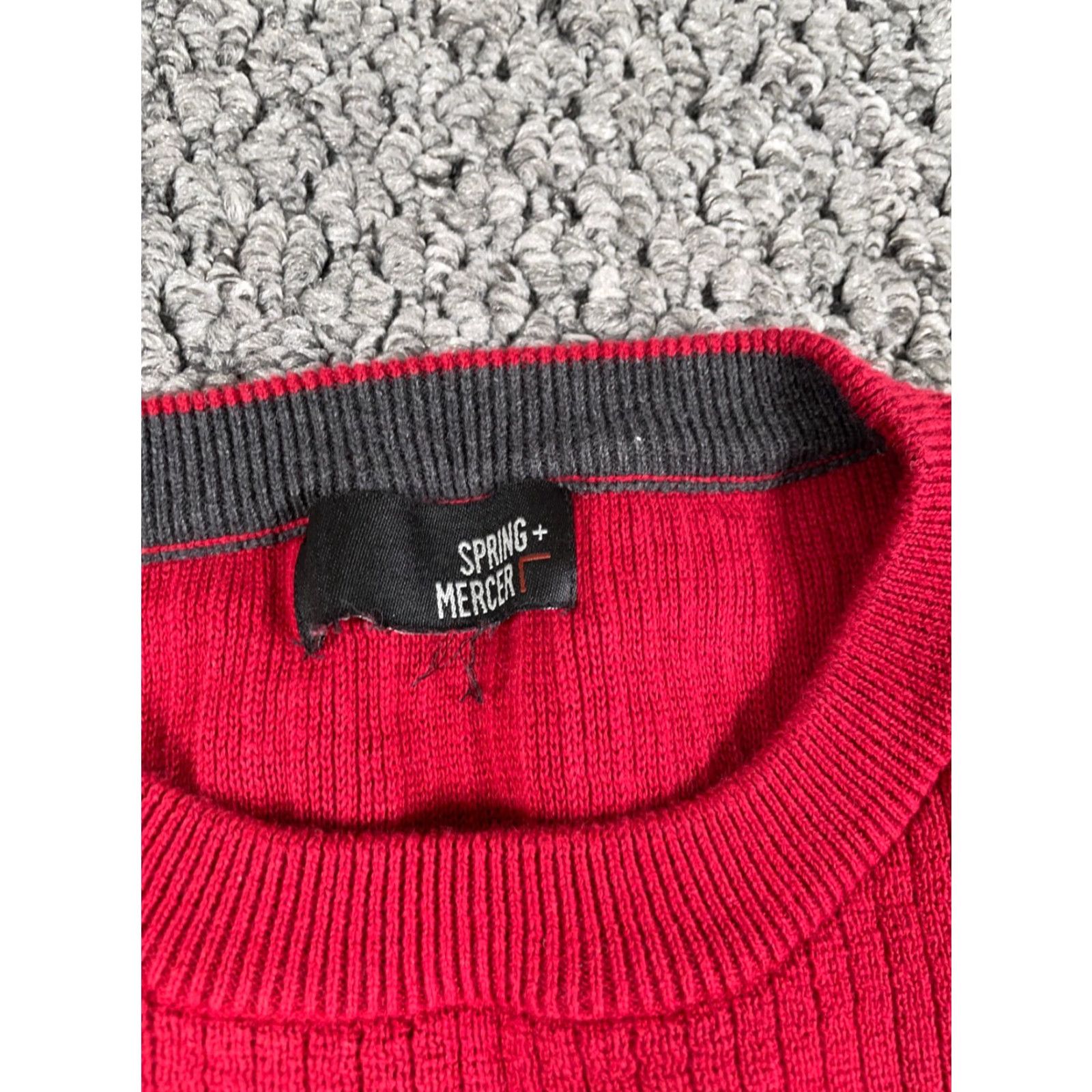 Vintage VINTAGE Y2K STYLE Sweater Men XL Red Gray Striped Knit Crew Neck Pullover Cotton Knit Casual 90s Mens FX? Size US XL / EU 56 / 4 - 3 Thumbnail