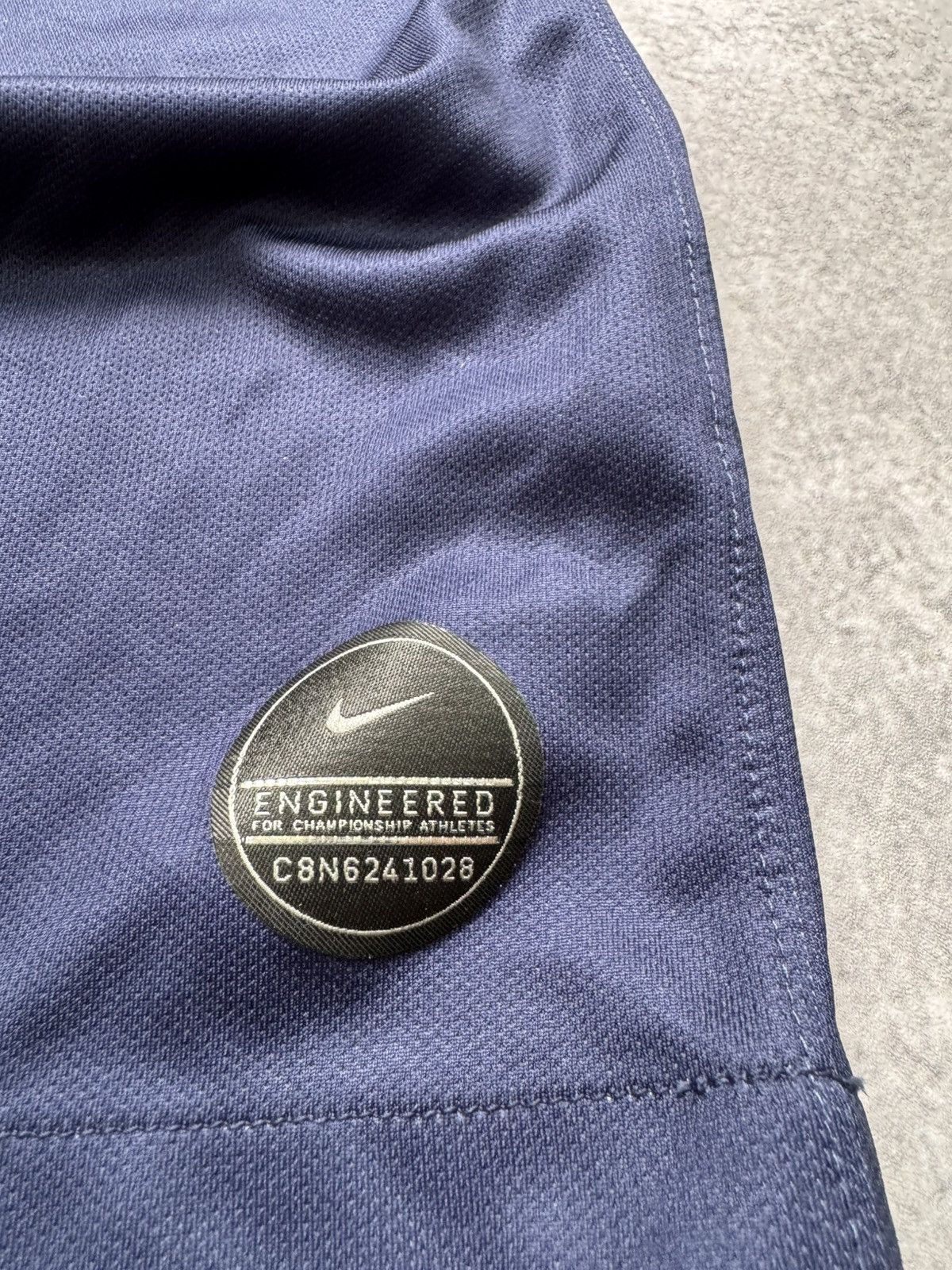 Nike Nike Paris Saint Germain 2019/20 Blokecore Home Jersey Size US S / EU 44-46 / 1 - 6 Thumbnail