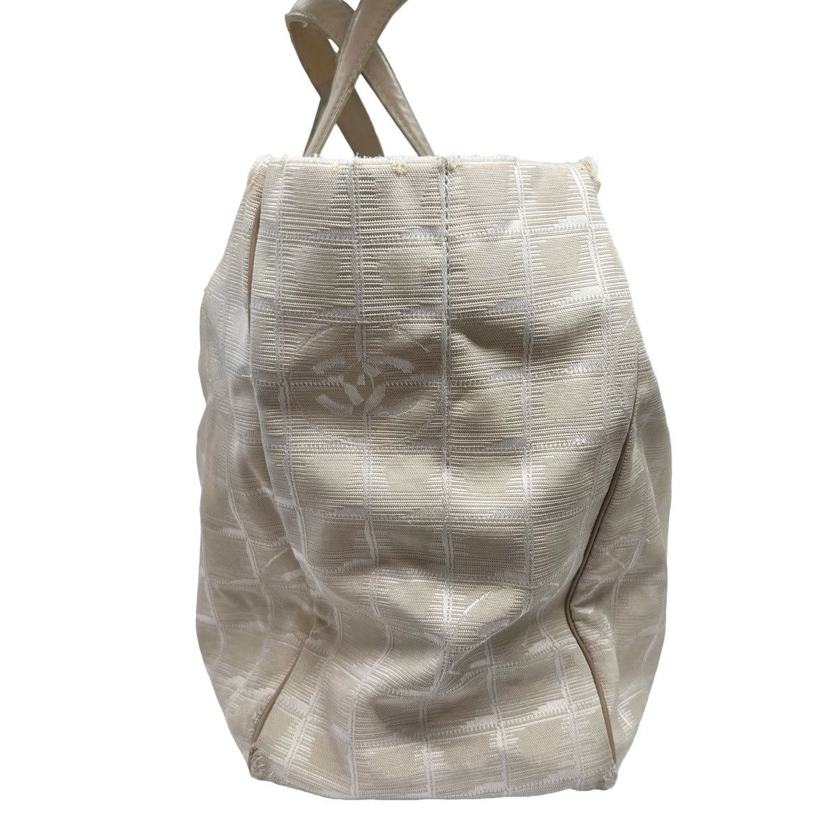 Chanel Chanel Travel Line Tote Bag Size ONE SIZE - 2 Thumbnail