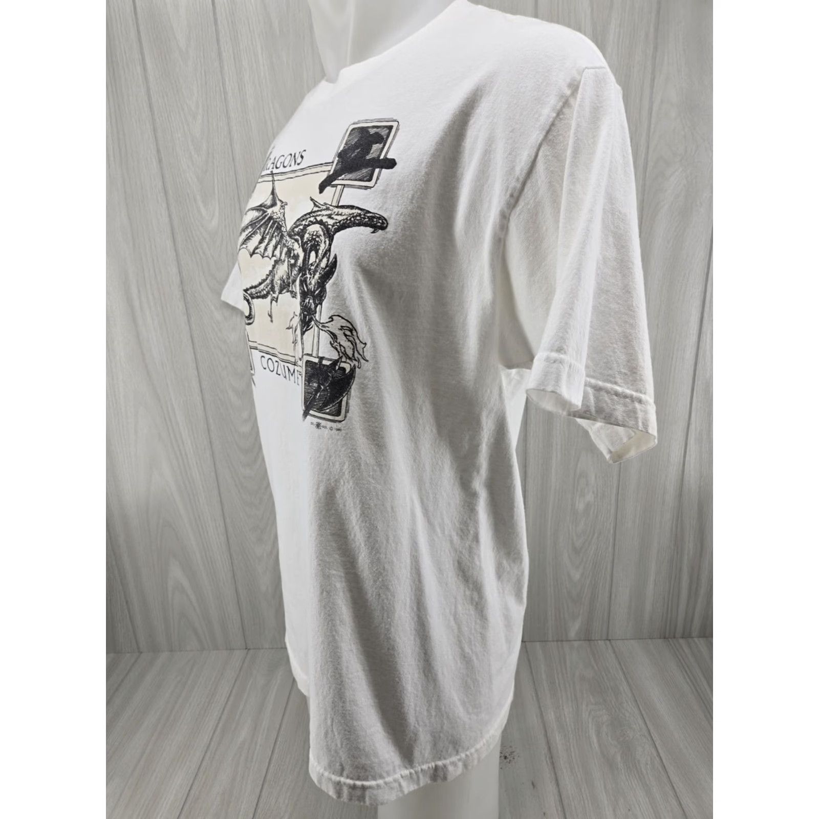 Vintage VINTAGE Del Sol Cozumel T shirt L White Dragon 1999 Y2K Men Short Sleeve Cotton T-Shirt Mens L Dragon 1999 Y2K Size US L / EU 52-54 / 3 - 5 Thumbnail
