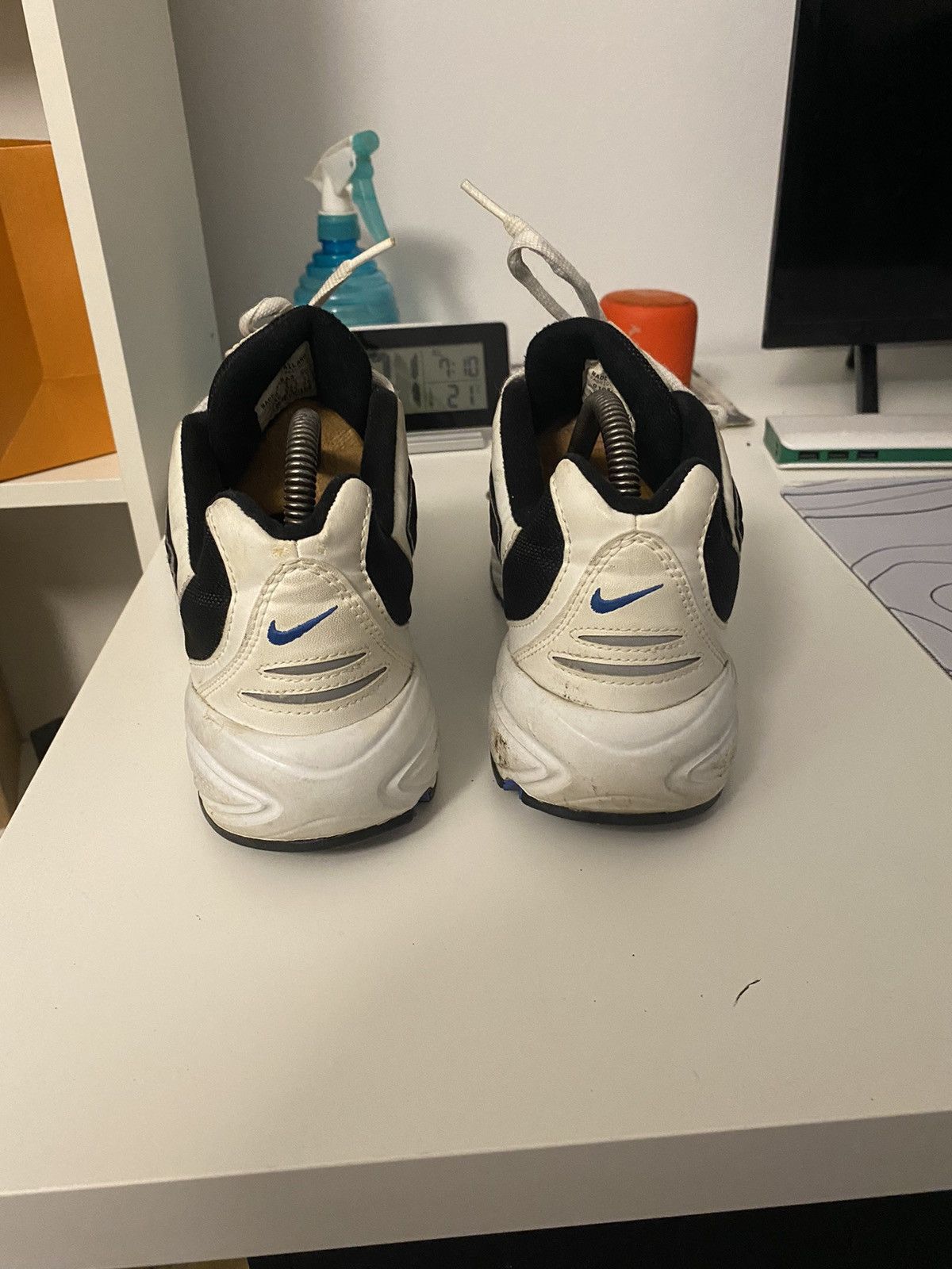 Nike × Vintage Vintage Nike Anodyne - 2000 Silver/Blue Size US 9 / EU 42 - 4 Thumbnail