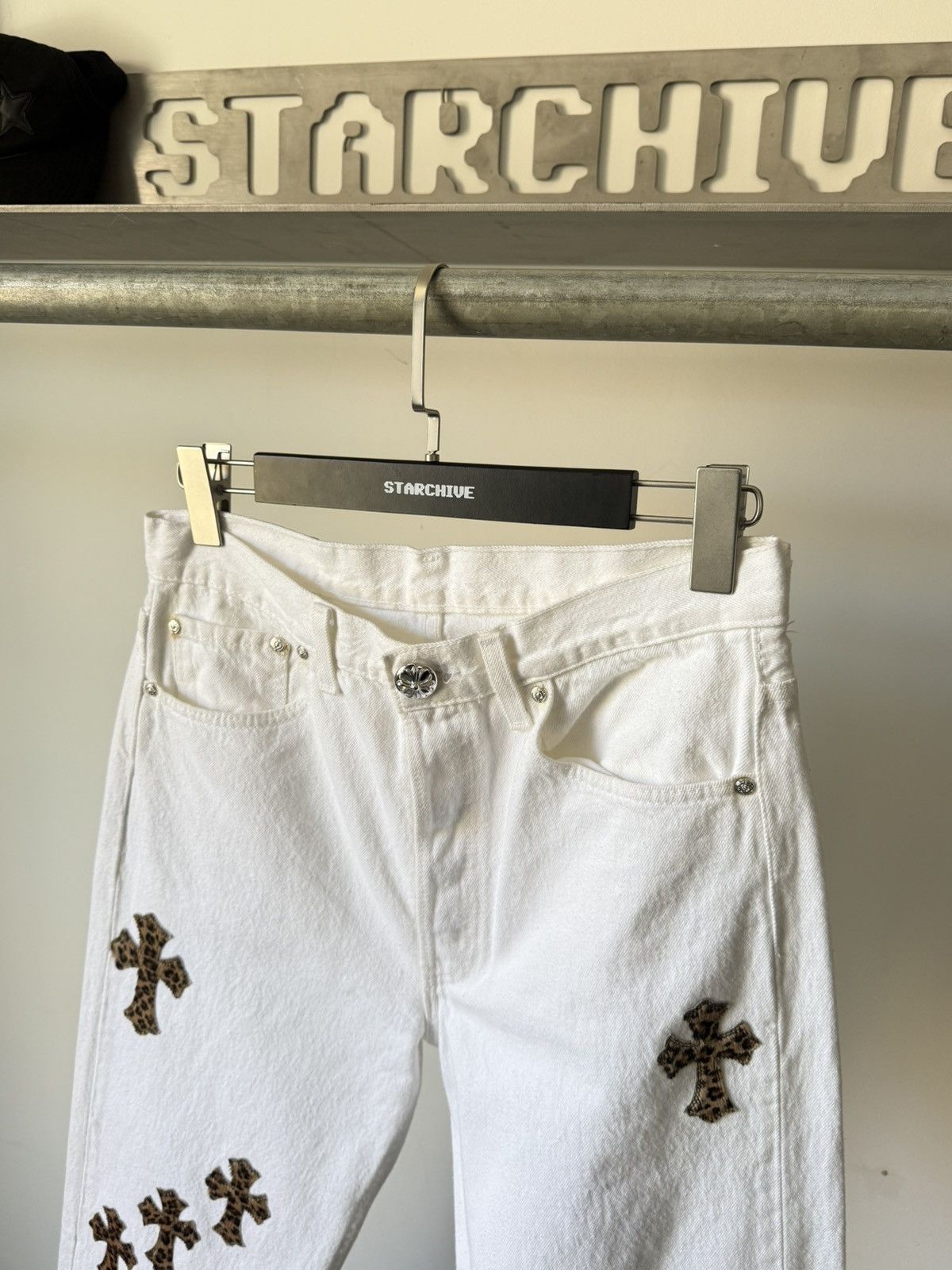 Chrome Hearts Chrome Hearts White & Cheetah Patch 501 Size US 30 / EU 46 - 3 Thumbnail