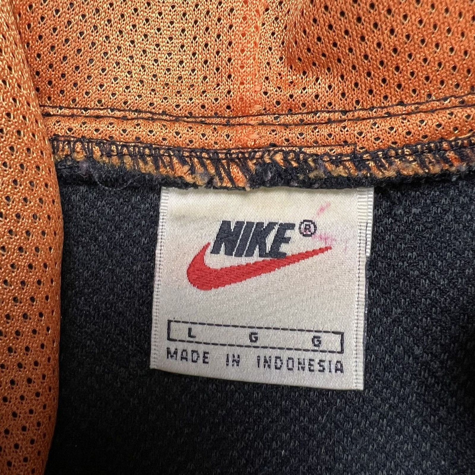 Nike × Vintage Vintage Nike Hoodie 1/2 Zip Athletic Basketball 90s Pullover Size US L / EU 52-54 / 3 - 5 Thumbnail