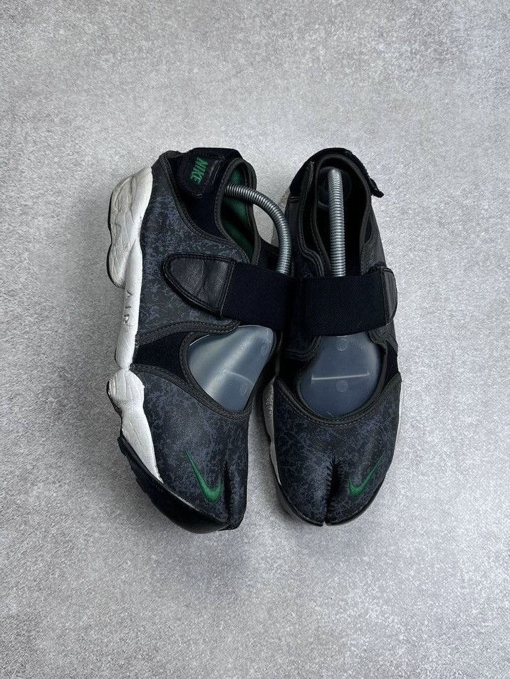 Nike Vintage Nike Air Rift Margiela Style Tabi Sneakers Y2K US 9 Size US 9 / EU 42 - 1 Thumbnail