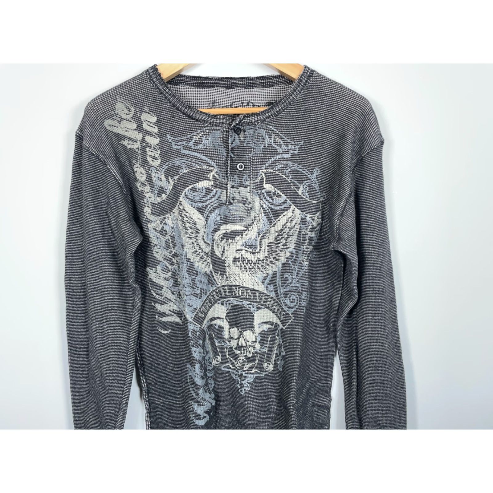 Affliction VINTAGE Y2K Affliction Style Henley Thermal Shirt Long Sleeve Gray Skull Wings XL Mens Size US XL / EU 56 / 4 - 4 Thumbnail