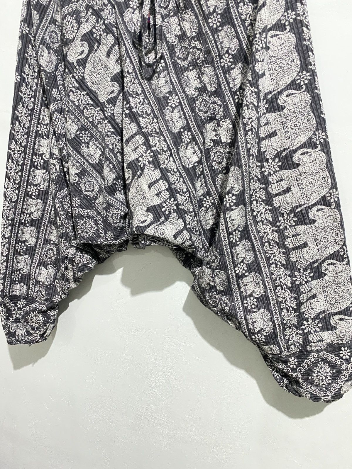Japanese Brand Vintage japanese harem thailand traditional pants Size US 31 - 4 Thumbnail