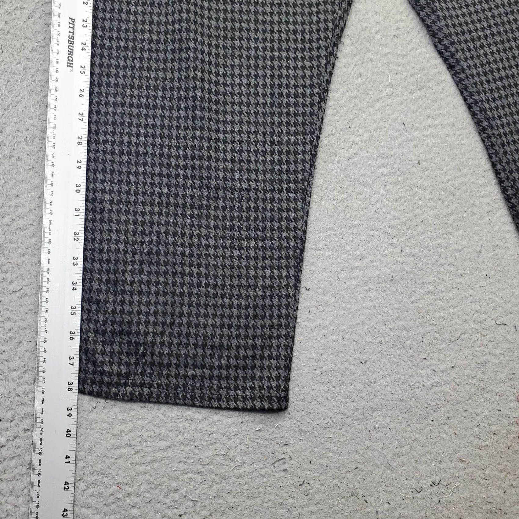 Avenue Avenue Womens Pants 26 Pull On Ankle Straight Leg Outdoor Multicolor Houndstooth Casual Pants Womens Size 26 27 Inseam 27" Band 20.75" 38.25" N/A Size 26" / US 2 / IT 38 - 3 Thumbnail