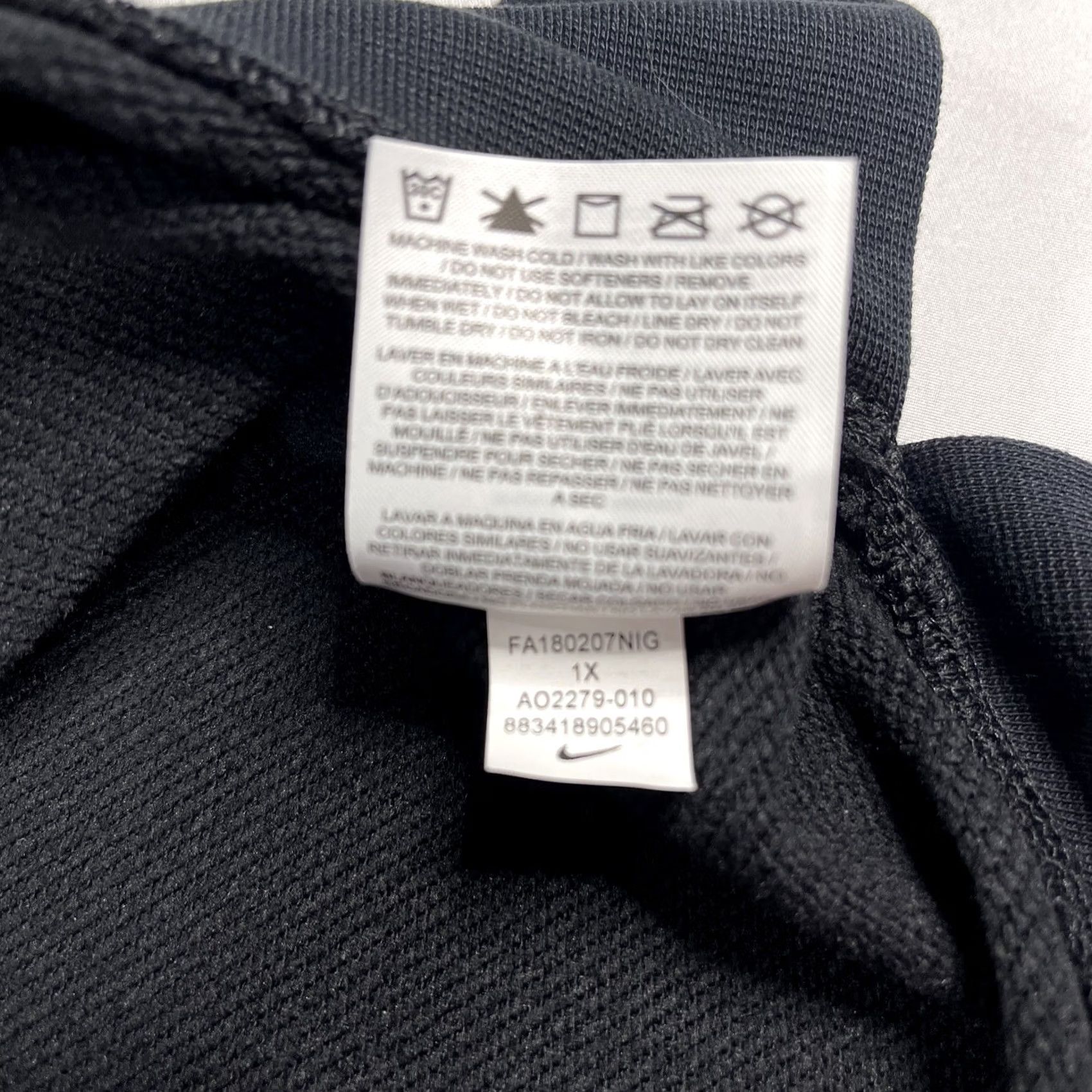 Nike VINTAGE Nike Women’s Sweatshirt 1X Dri-Fit Versa Black Cropped AO2279-010 Size XL / US 12-14 / IT 48-50 - 6 Thumbnail