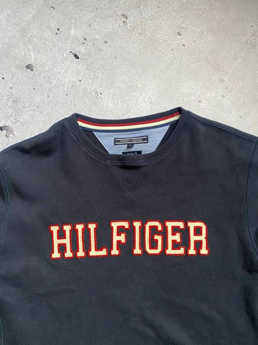 Tommy hilfiger discount vintage fit sweatshirt