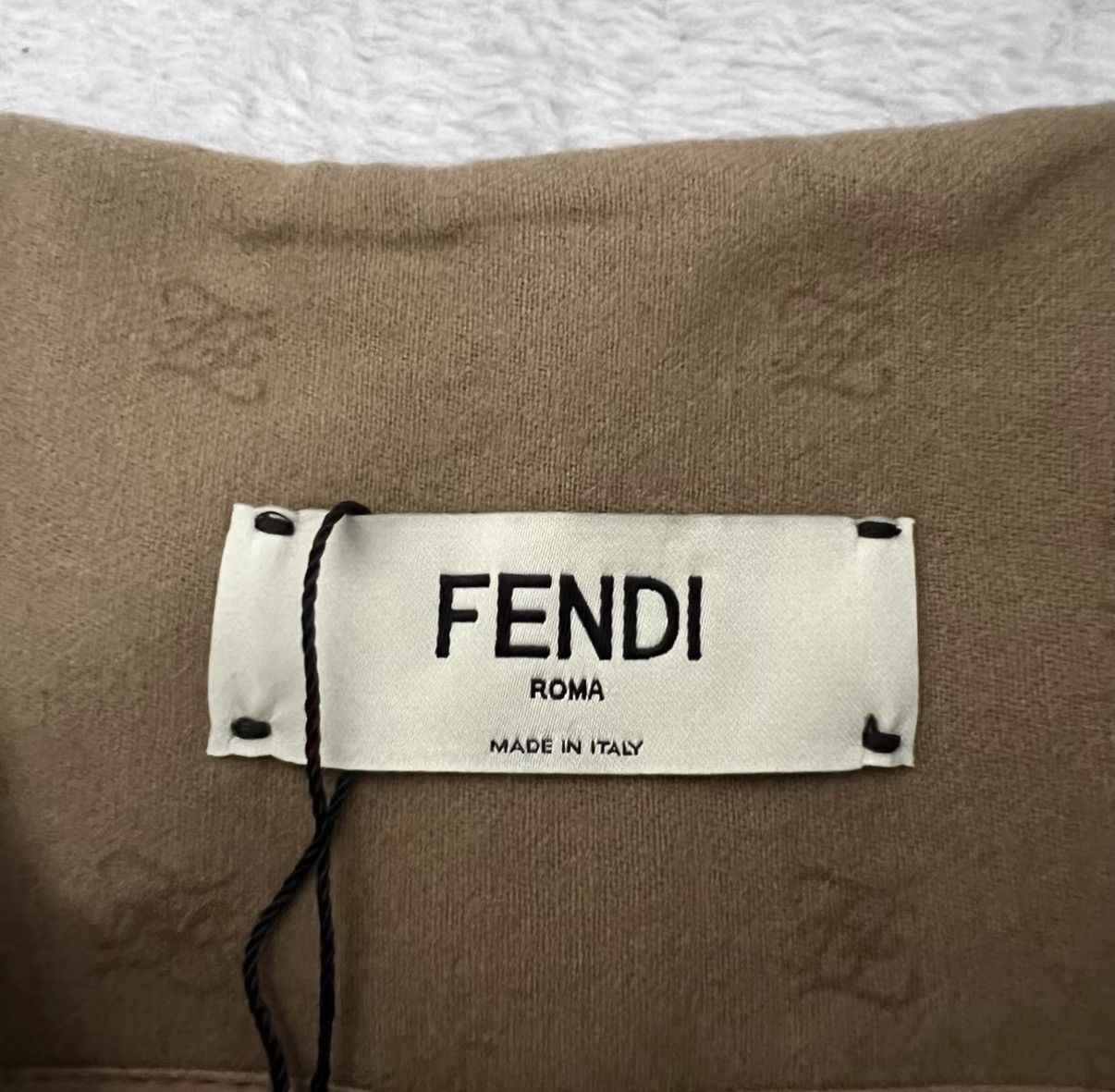 Fendi Fendi Camel All-over Logo Pleated Shorts J41 Size 26" / US 2 / IT 38 - 3 Thumbnail