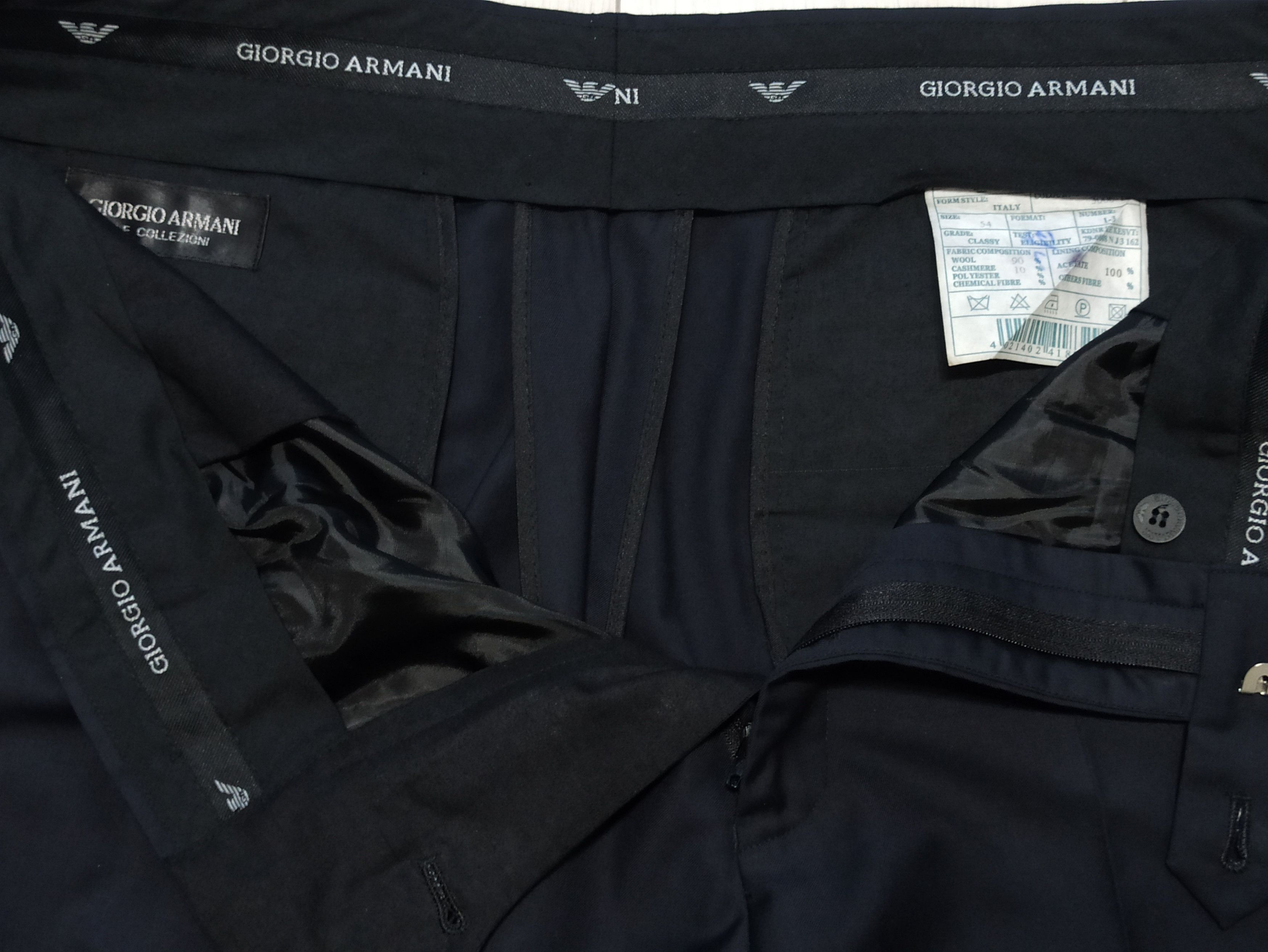 Giorgio Armani Giorgio Armani Navy Blue Wool & Cashmere 2-Piece Suit EU 54 Size 54R - 7 Thumbnail