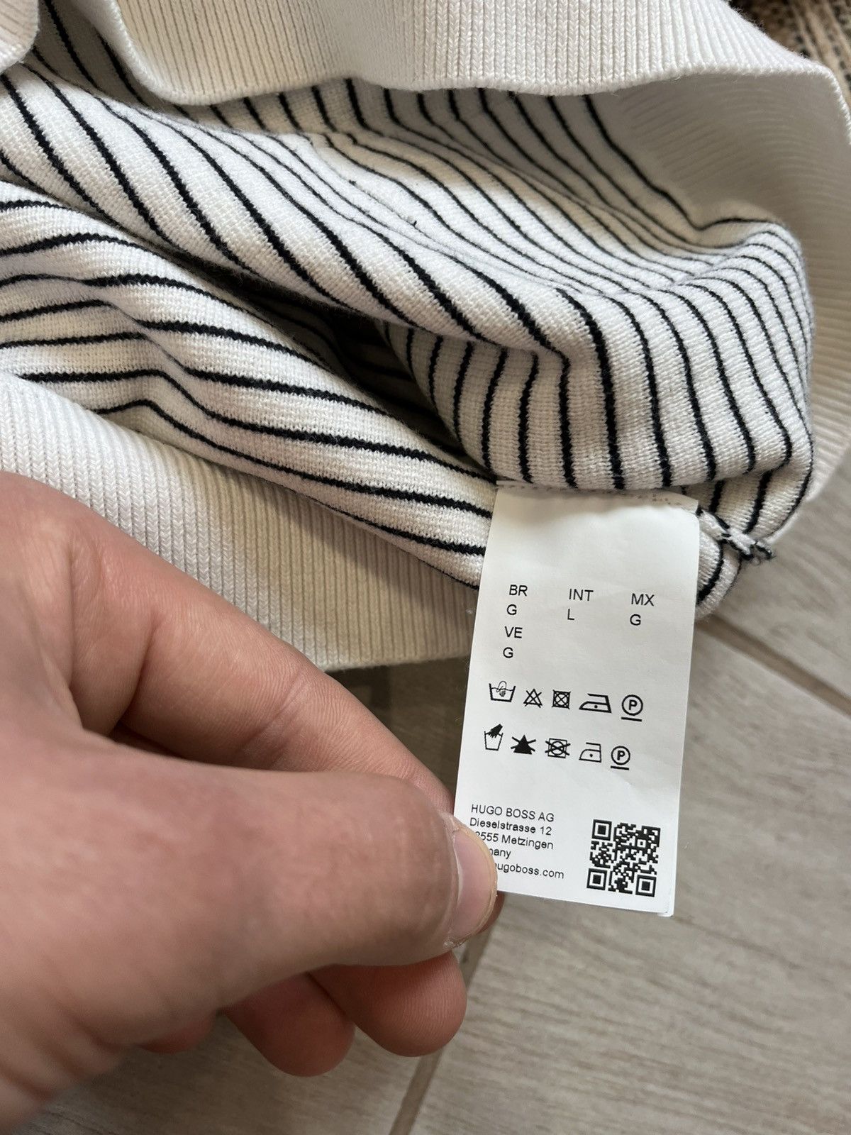 Designer × Hugo Luxury Hugo Sweater White Stripes Sweatshirt Hype Logo Y2K Size US L / EU 52-54 / 3 - 15 Thumbnail