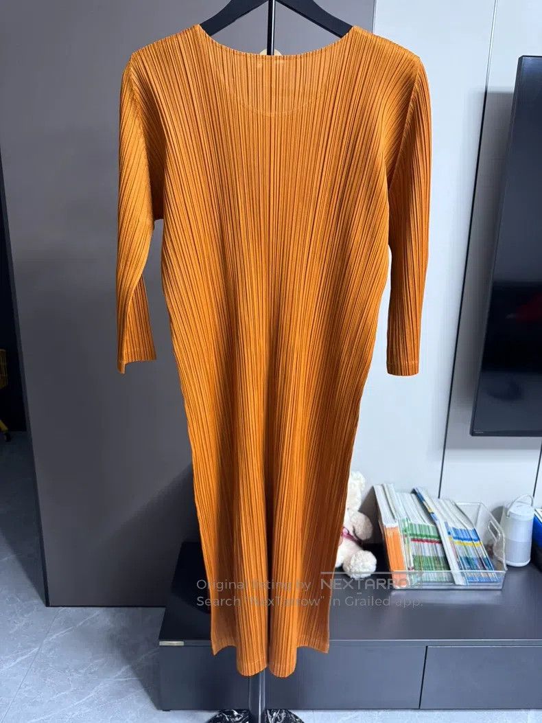 Issey Miyake Issey Miyake Pumpkin Orange Long-sleeve Dress Size L / US 10 / IT 46 - 2 Thumbnail