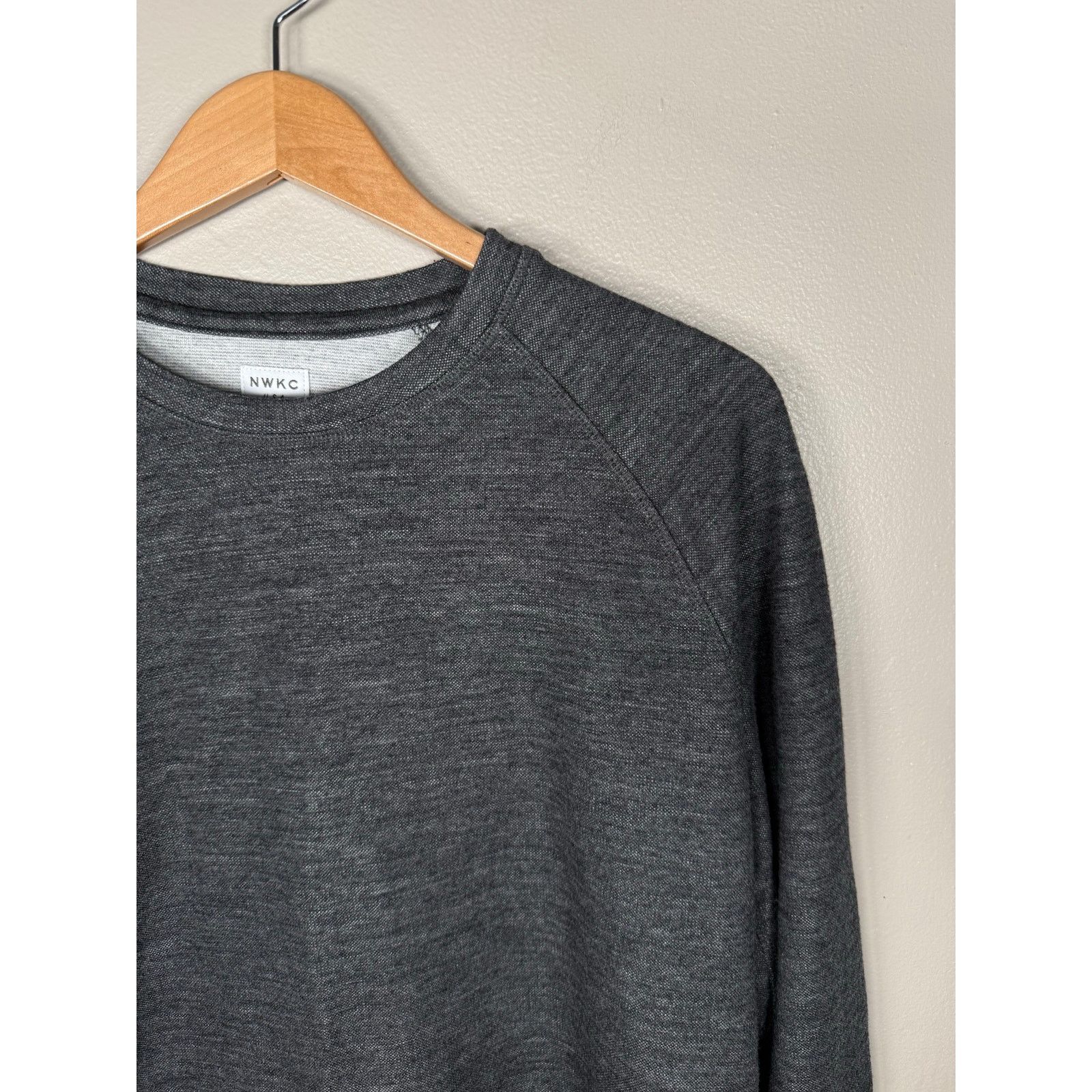 NWKC NWOT NWKC Mens CREW Top in CHARCOAL size L $199 Size US L / EU 52-54 / 3 - 11 Thumbnail