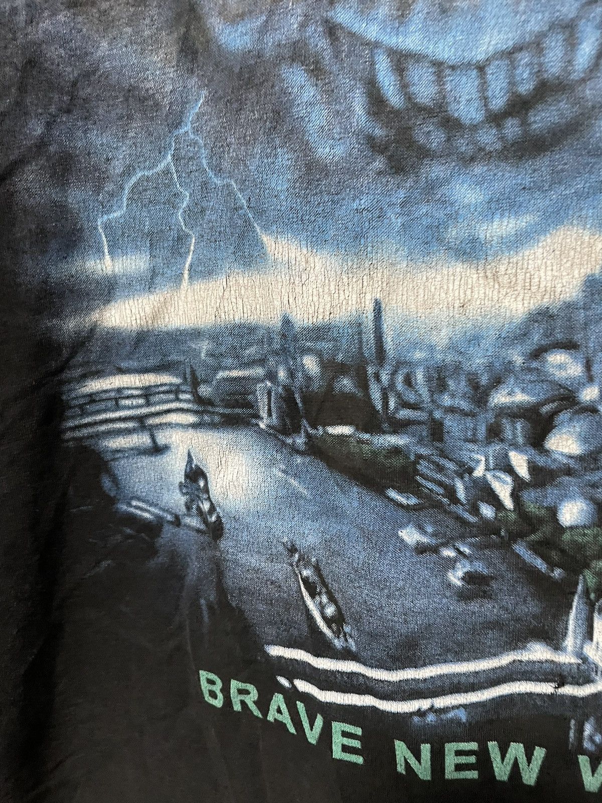 Band Tees × Iron Maiden × Vintage Vintage Trashed Iron Maiden Brave New World Tee Band T Shirt Size US XL / EU 56 / 4 - 7 Thumbnail
