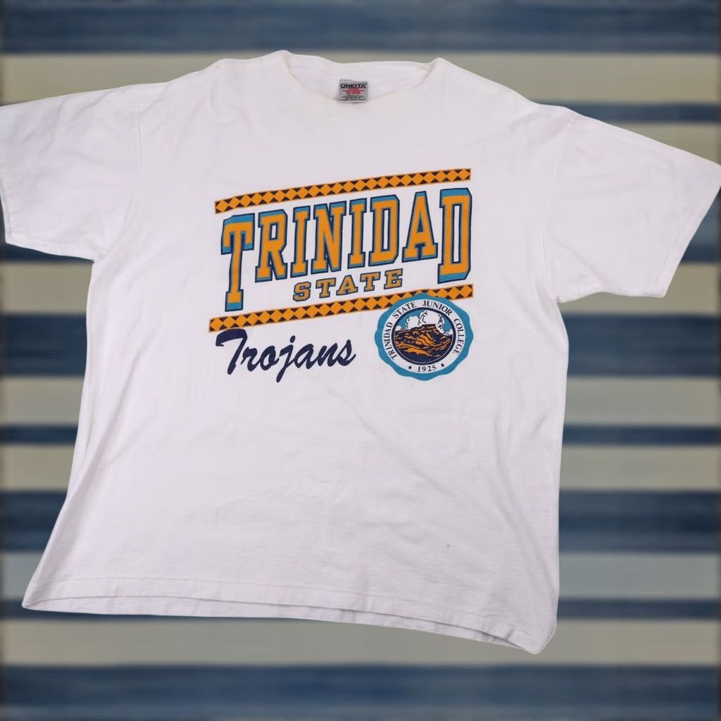 Vintage VINTAGE Trinidad State Trojans Mens XL Graphic T Shirt White Size US XL / EU 56 / 4 - 1 Thumbnail
