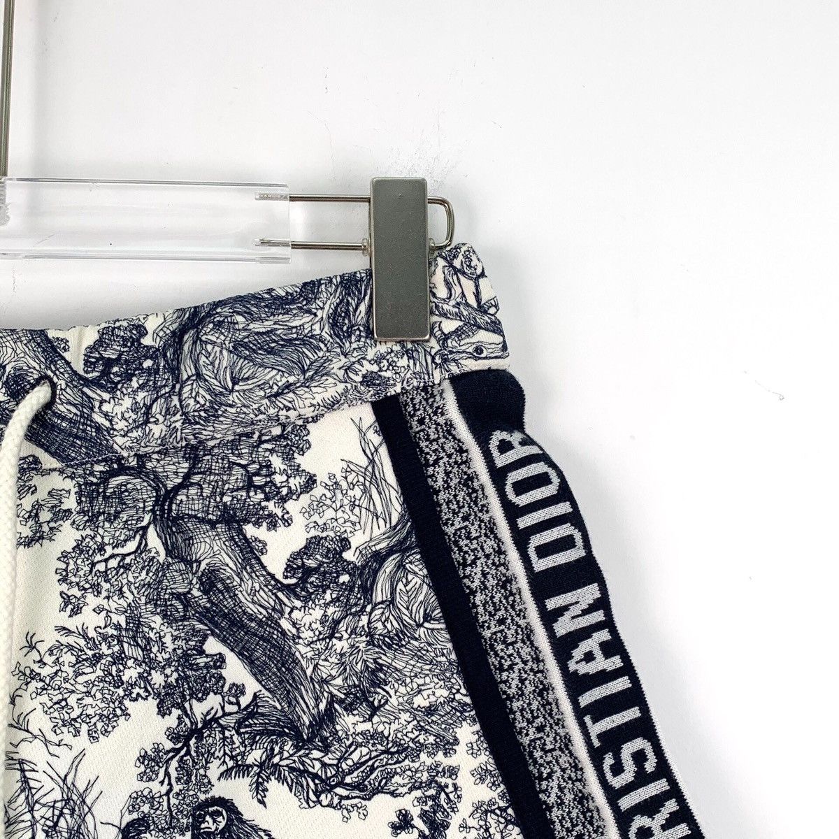 Dior Dior Zoo Collection Loose Drawstring Shorts K26WX Size 27" / US 4 / IT 40 - 3 Thumbnail