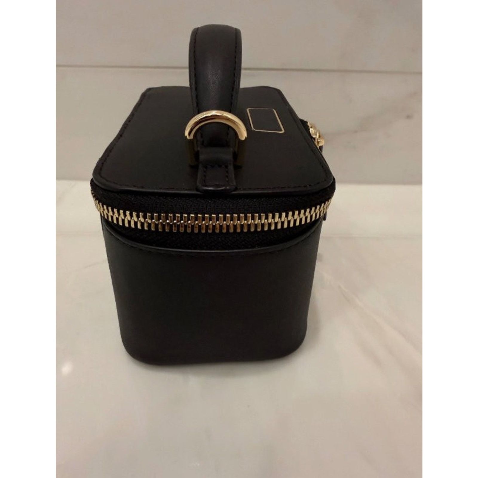 Tumi NWT Tumi Voyageur LEX Leather Train Case Crossbody Bag Size ONE SIZE - 4 Thumbnail