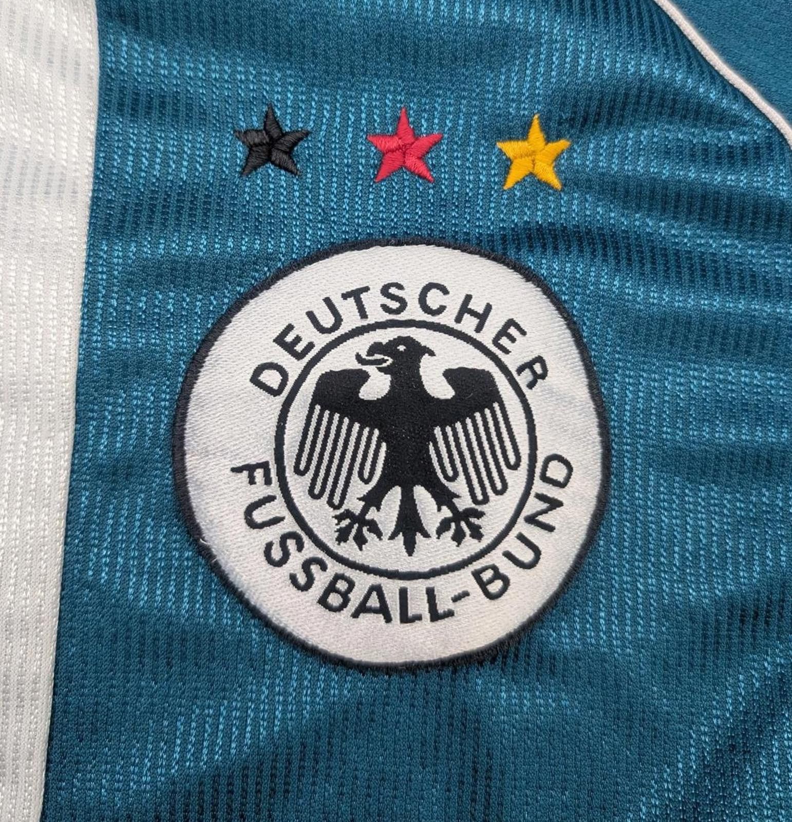 Adidas Vintage 1998-00 Germany Deutschland AWAY Adidas Jersey Kit Size US L / EU 52-54 / 3 - 4 Thumbnail