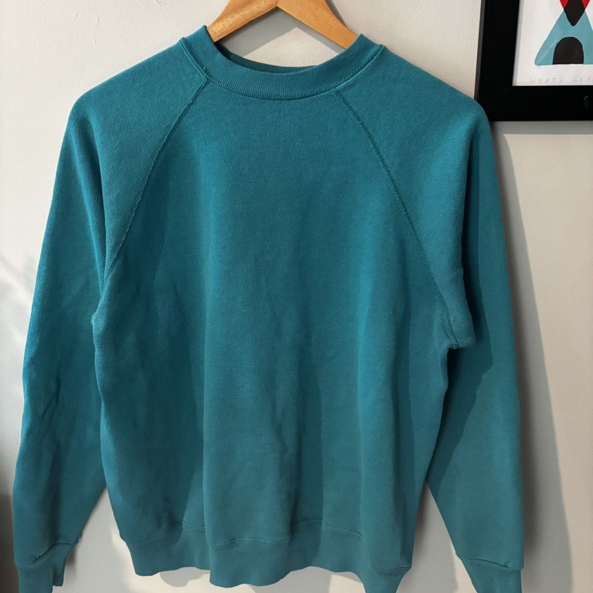 Tultex Vintage 1970s/80s Tultex Raglan Faded Crewneck Size US L / EU 52-54 / 3 - 1 Thumbnail