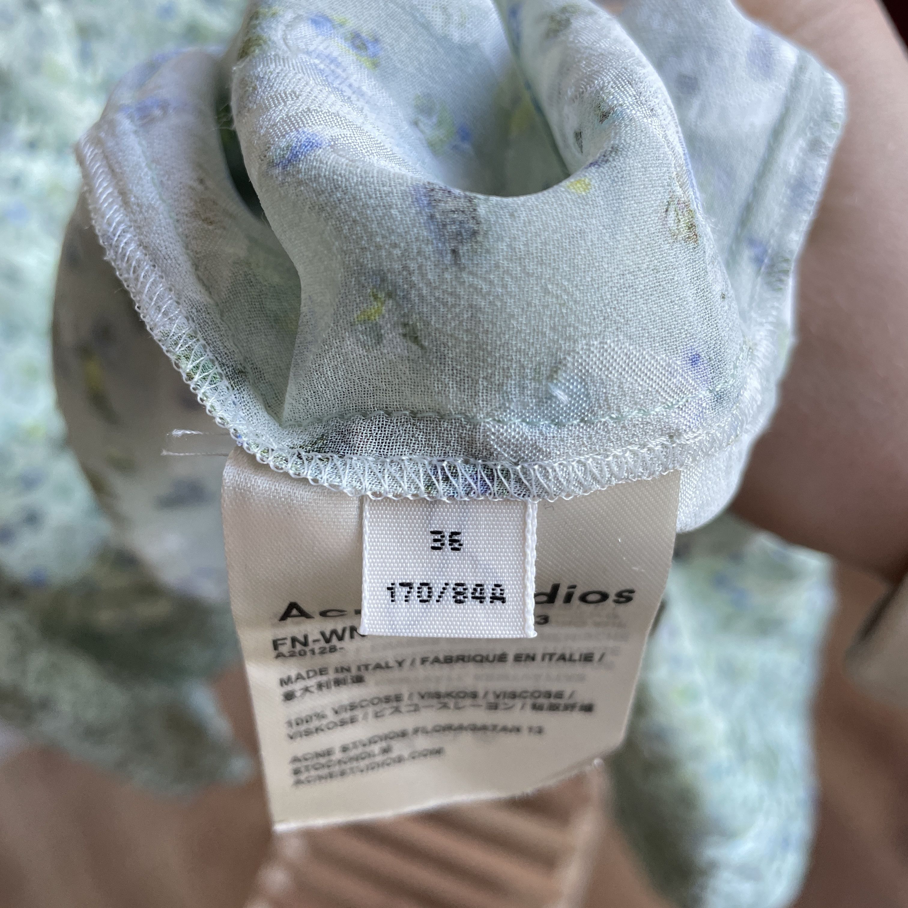 Acne Studios Acne Studios Crowd-Print Floral Scarf Neck VIscose Dress Size XS / US 0-2 / IT 36-38 - 14 Thumbnail