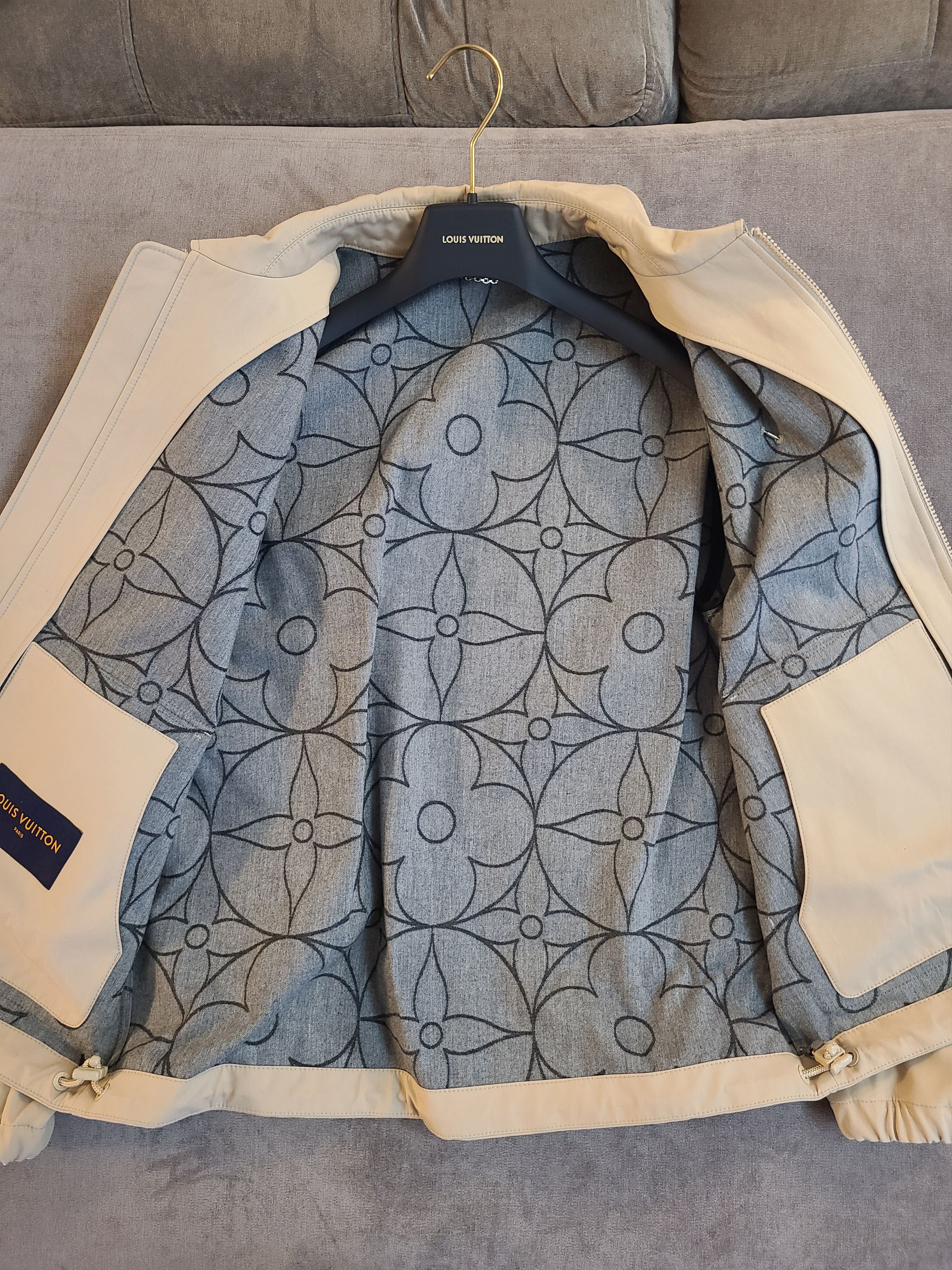Louis Vuitton Louis Vuitton Light Jacket Size US M / EU 48-50 / 2 - 4 Thumbnail
