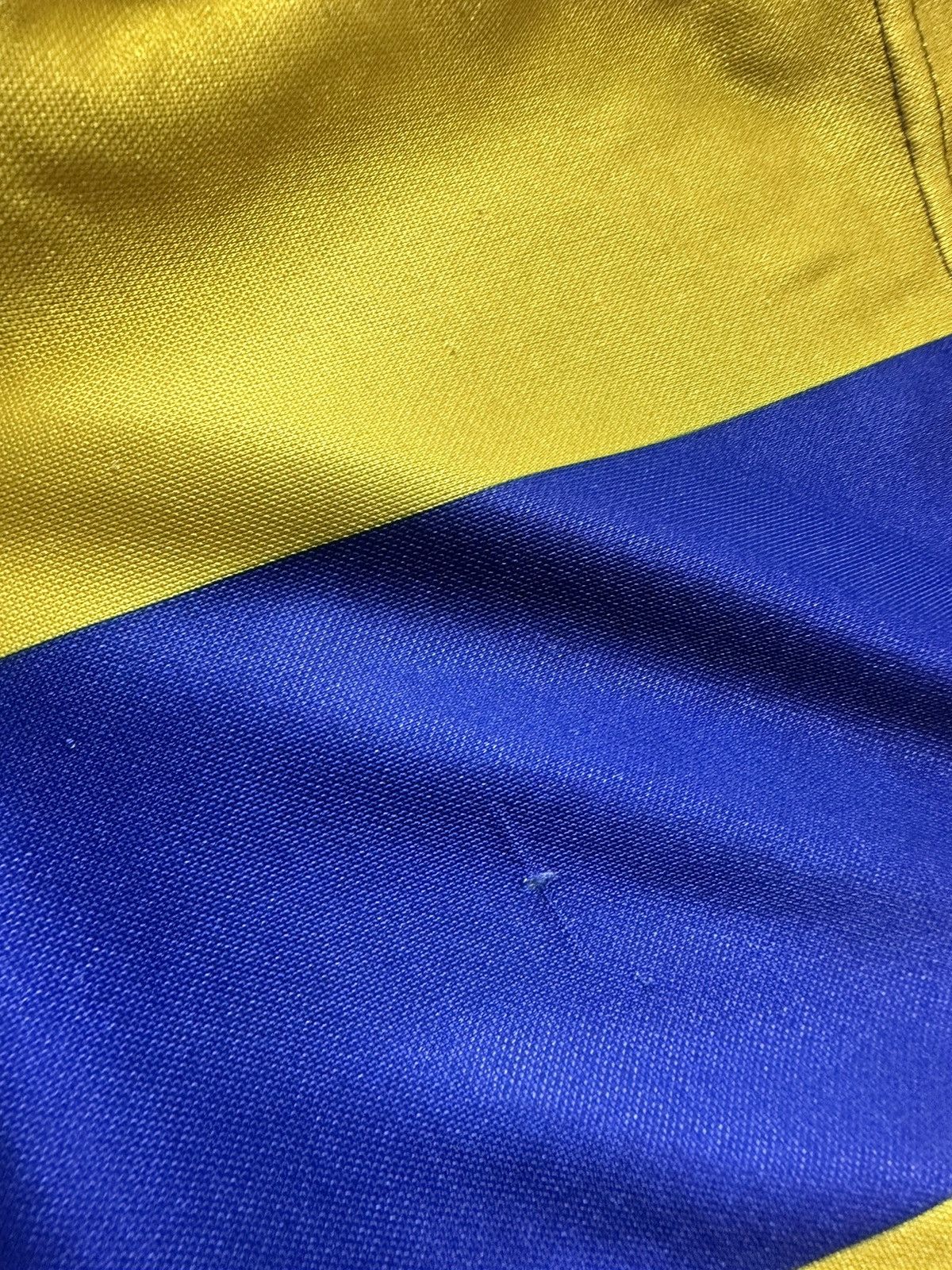 Asics Vintage Asics Leeds soccer jersey size M rare Size US M / EU 48-50 / 2 - 9 Thumbnail