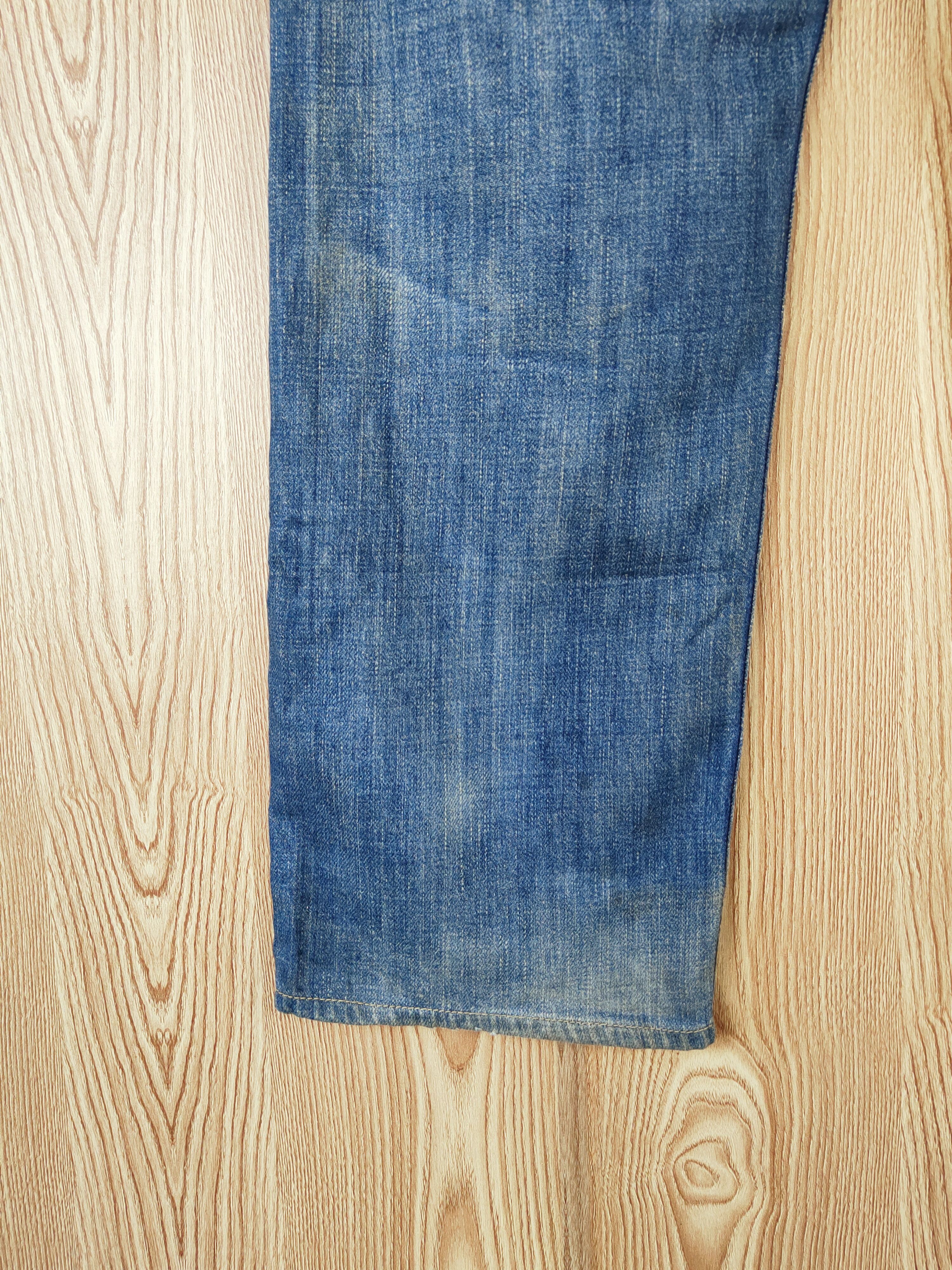 Levi's 503 Levi's Dark Blue Distressed Ripped Jeans #W494 Size US 31 - 10 Thumbnail