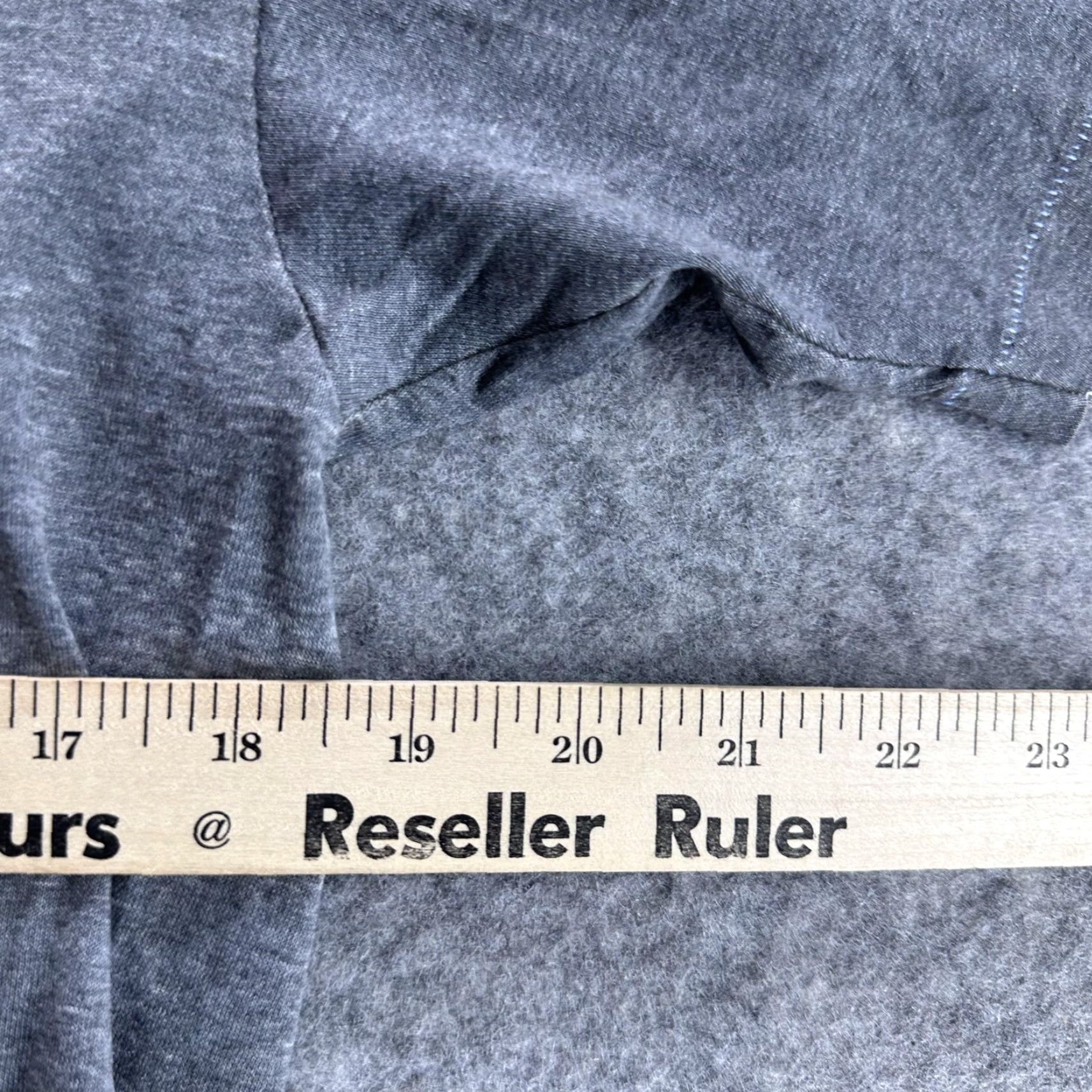 Hanes VINTAGE S & D Mason Contractors Shirt Mens Medium 50/50 Made USA Distressed 90s Size US L / EU 52-54 / 3 - 7 Thumbnail