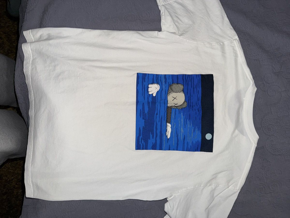 Kaws × Uniqlo Kaws X Uniqlo T-shirt Size US L / EU 52-54 / 3 - 2 Thumbnail
