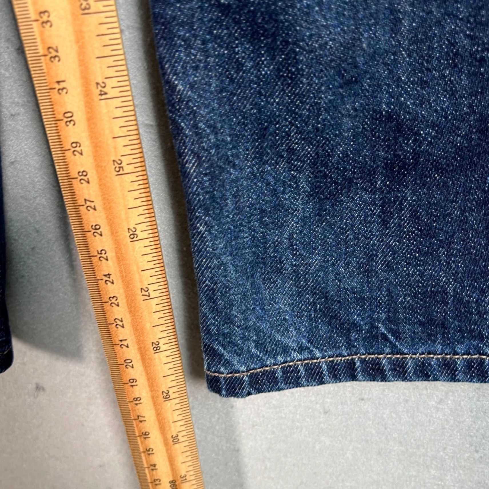 Uniqlo Uniqlo Jeans Mens 28 x 31 Blue Dark Wash Denim Straight Leg 5-Pocket Regular Cotton Blend 32x30 Vintage No N/A Size US 28 / EU 44 - 7 Thumbnail