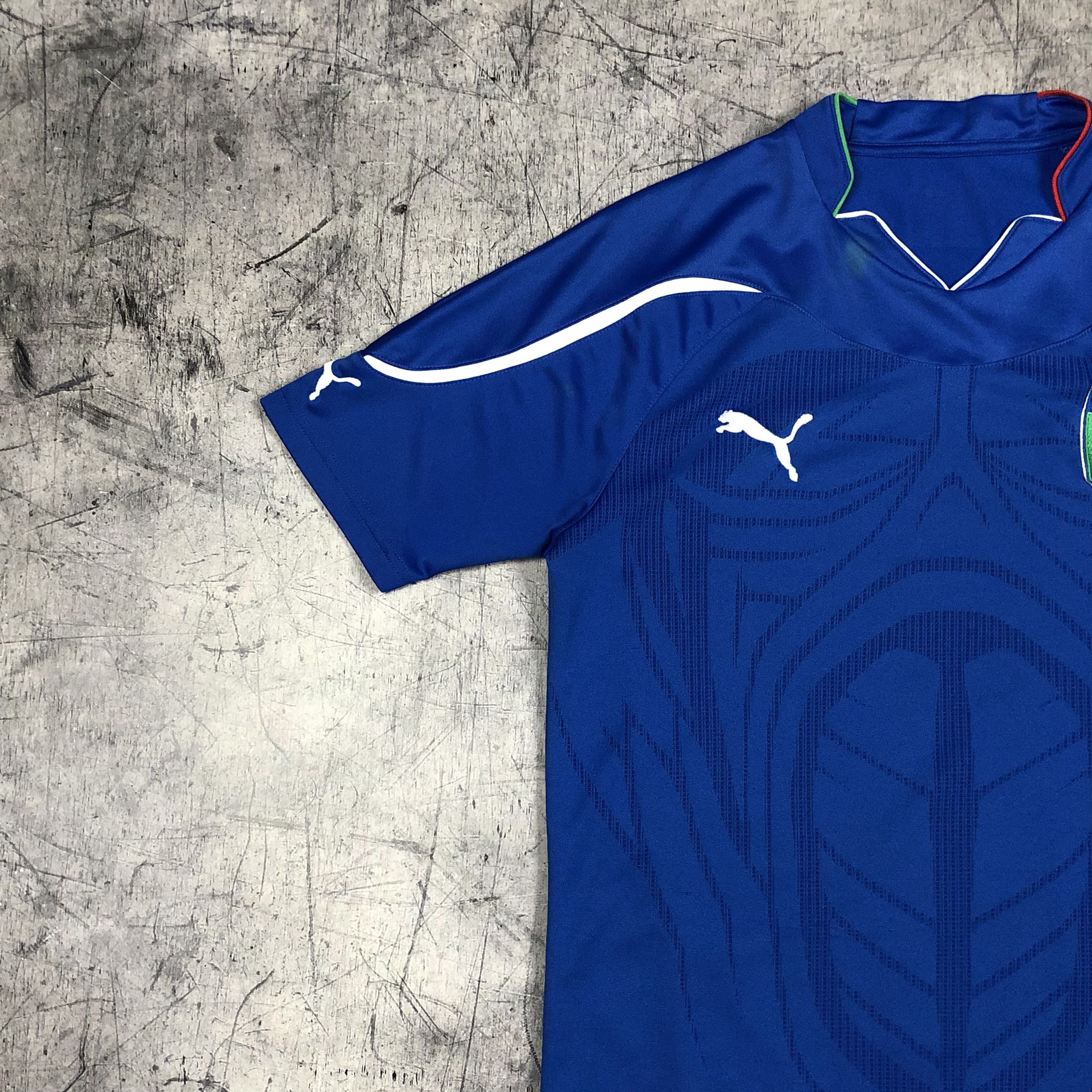 Puma Vintage Italy 2006 World Cup Puma Home Jersey Size US M / EU 48-50 / 2 - 8 Thumbnail