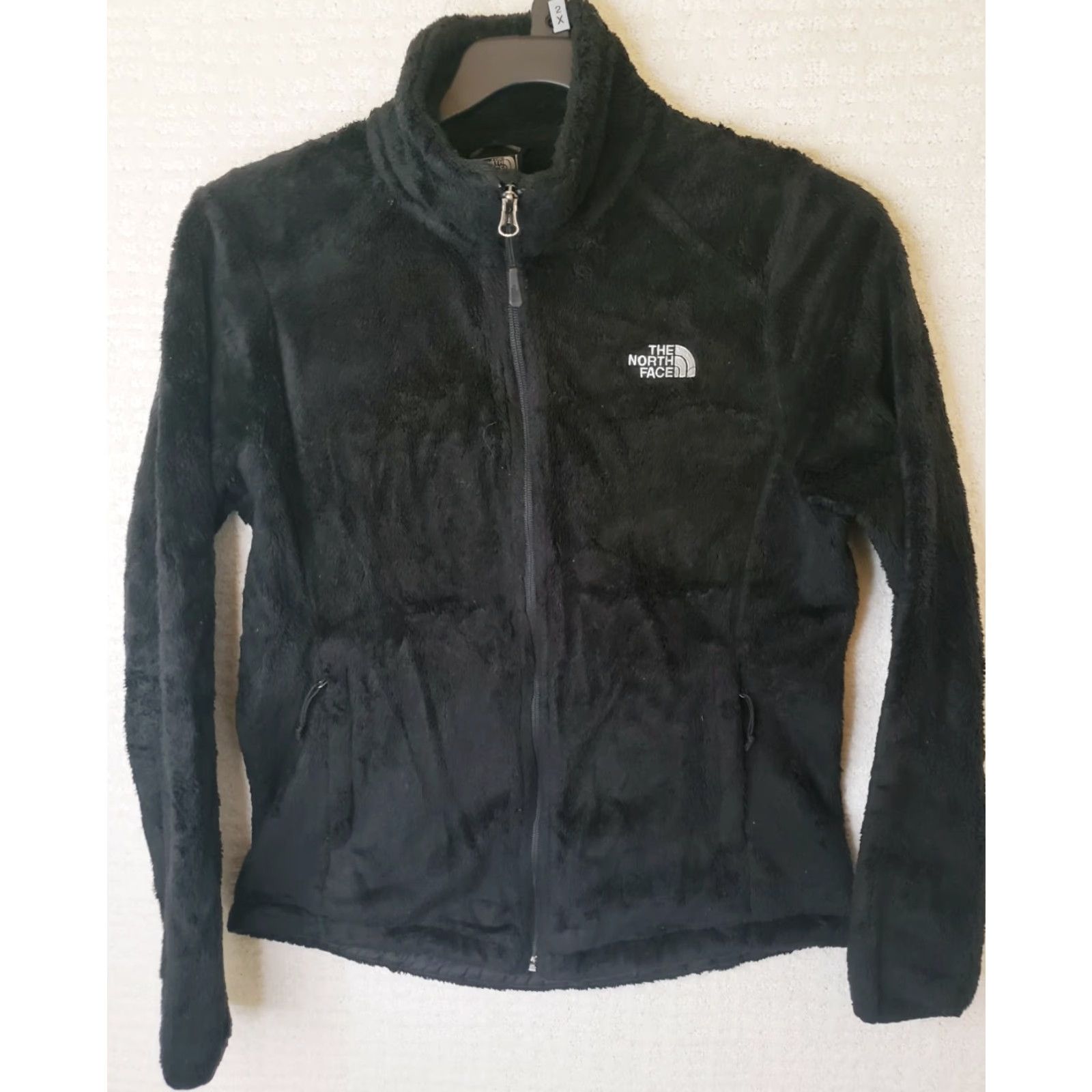 The North Face The North Face Osito 2 Jacket Womens Medium Black Fleece Full Zip Sherpa Wom en Black Solid Logo Pockets Short Size M / US 6-8 / IT 42-44 - 2 Thumbnail