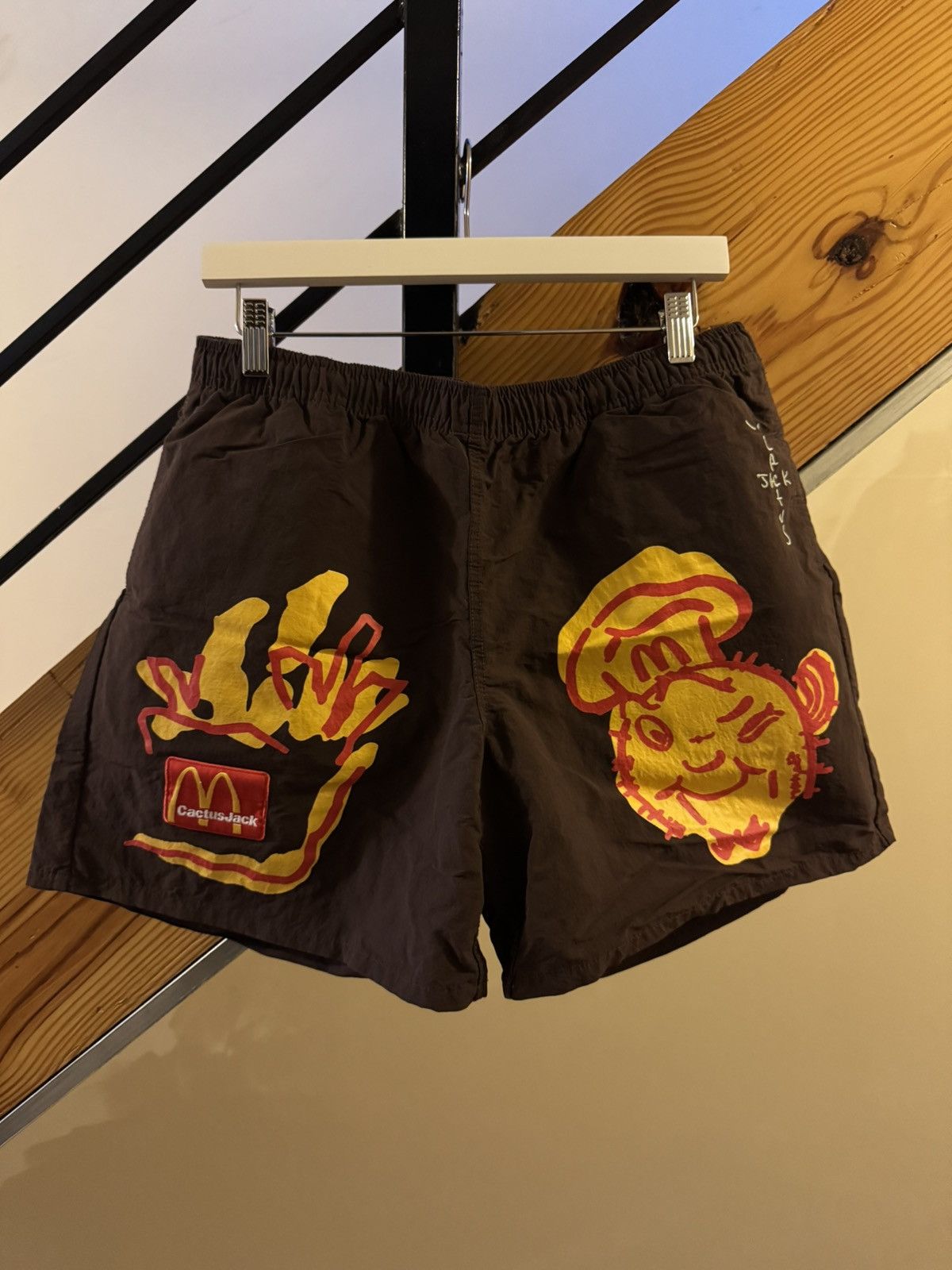 Travis Scott Cactus Jack x Mc Donald’s Size US 36 / EU 52 - 1 Thumbnail