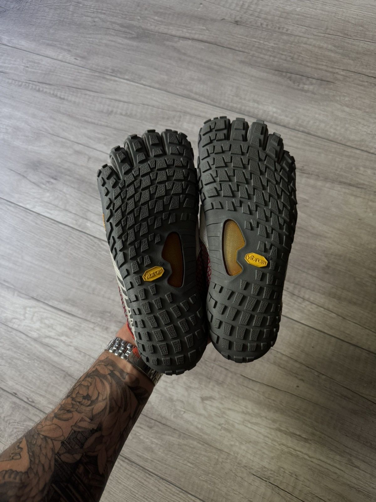 Vibram Vibram FiveFingers Shoes Size US 6 / EU 39 - 4 Thumbnail