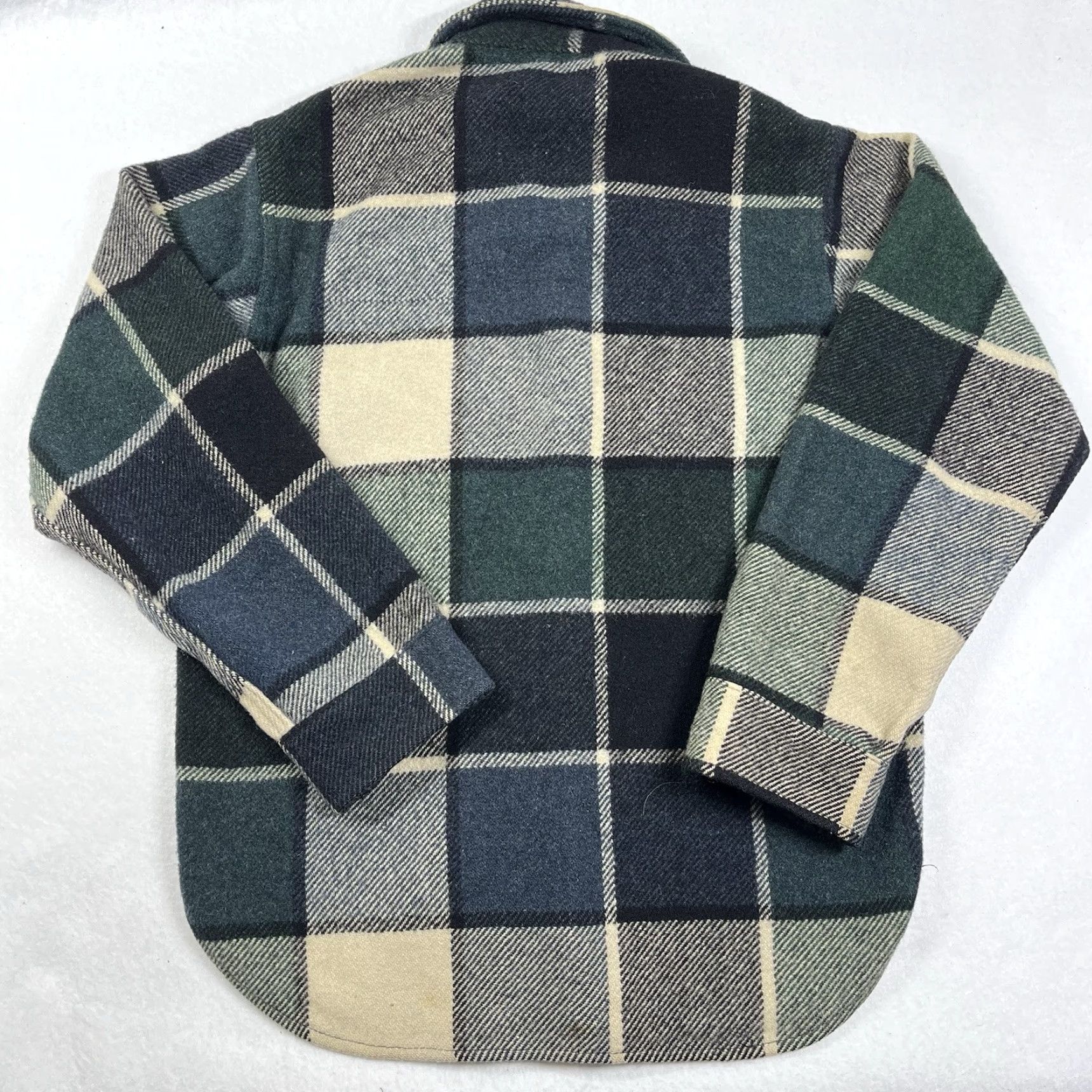 Vintage VINTAGE Fox Knapp Flannel Shacket Wool Plaid Small Size 18 Made USA Blue Green Shipped with USPS Ground Advantage Size US S / EU 44-46 / 1 - 3 Thumbnail