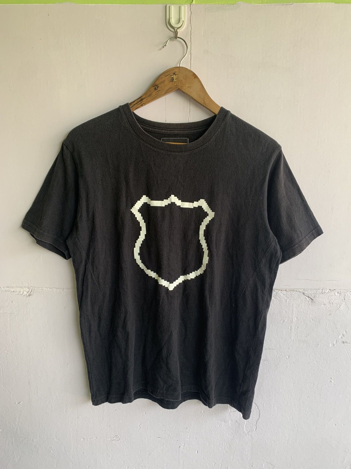 Number (N)ine 💥Number Nine Takahiromiyashita Shield Logo Shirt Size US M / EU 48-50 / 2 - 2 Thumbnail