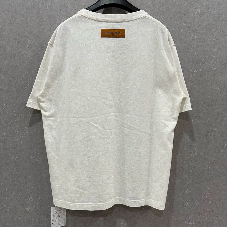 Louis Vuitton Louis Vuitton White monogram graffiti embroidered logo sho Size US XXL / EU 58 / 5 - 2 Thumbnail