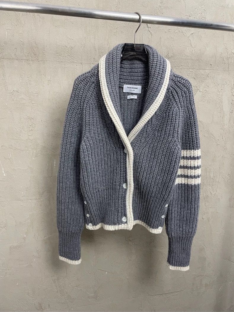 Thom Browne Thom browne Gray four-stripe thick wool lapel cardigan jack Size M / US 6-8 / IT 42-44 - 1 Thumbnail