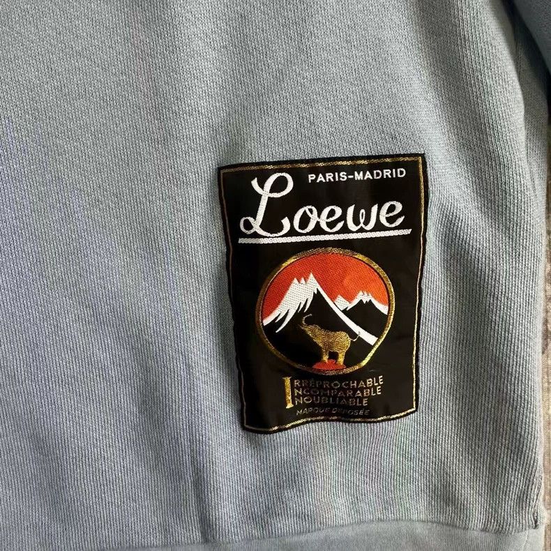 Loewe LOEWE Comic embroidered portrait logo hoodie Size M / US 6-8 / IT 42-44 - 3 Thumbnail