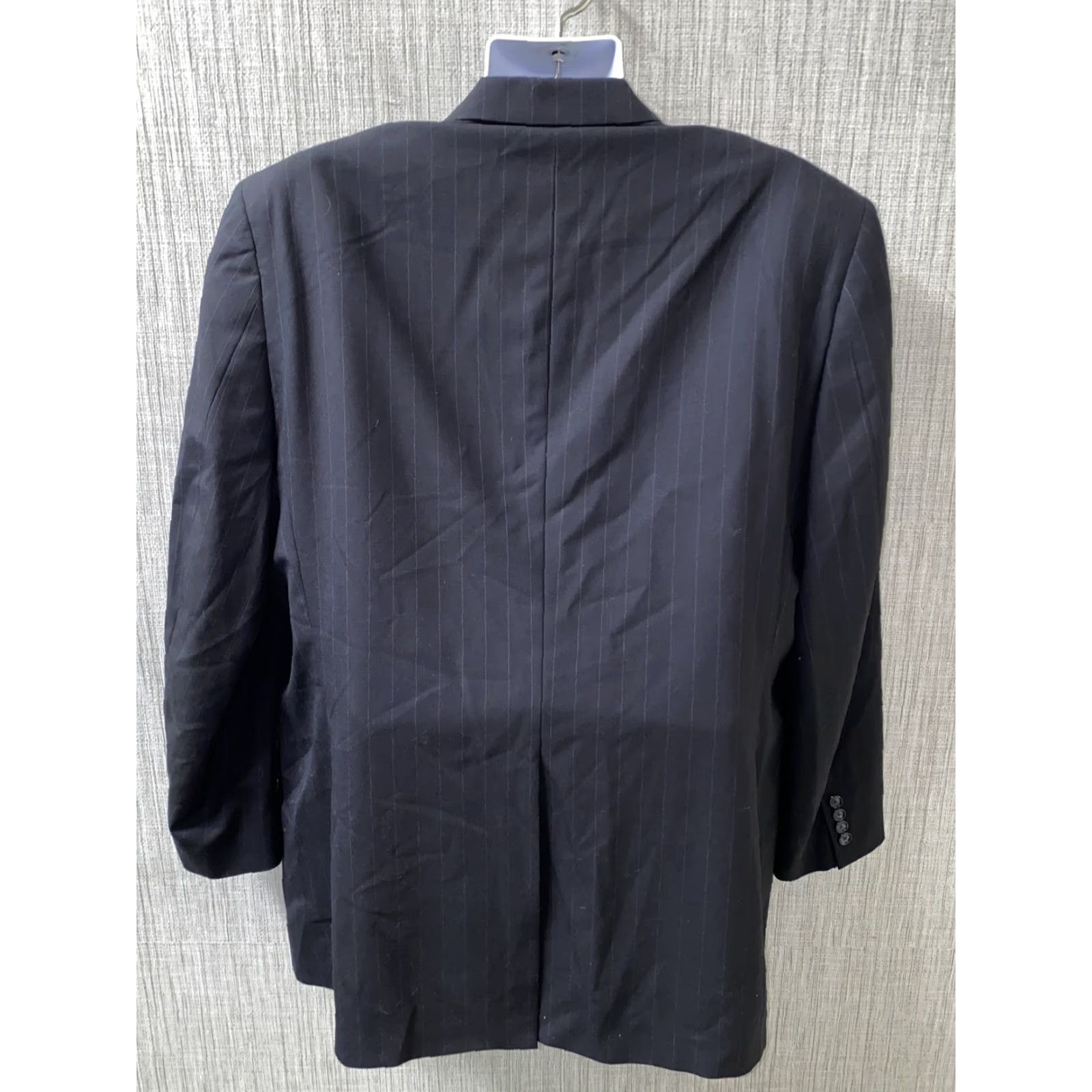 Hart Schaffner Marx Hart Schaffner Mens Black Pinstriped 2 Button Sport Coat Size 48L USA Made Size US M / EU 48-50 / 2 - 4 Thumbnail