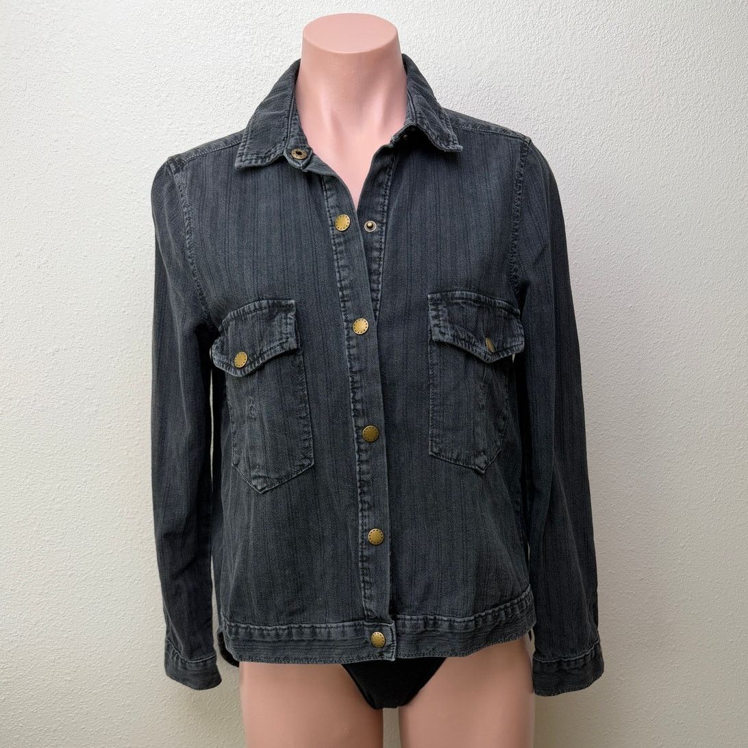 THE GREAT The Great Washed Black Denim Long Sleeve Shirt Size 0 Size XS / US 0-2 / IT 36-38 - 2 Thumbnail