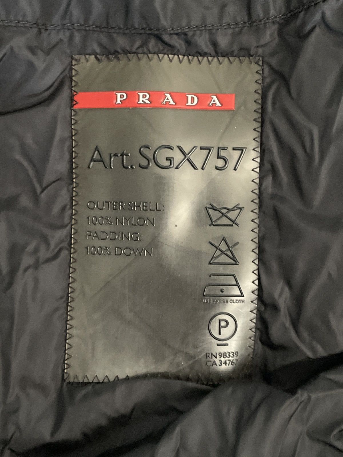 Prada Prada black puffer jacket Size US M / EU 48-50 / 2 - 3 Thumbnail