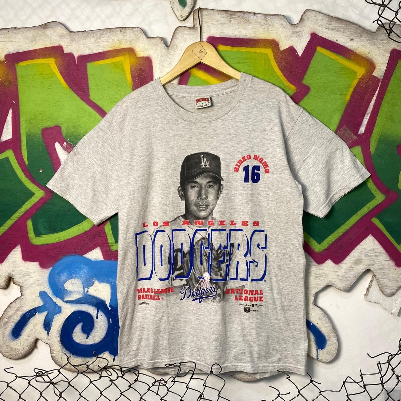 Nutmeg Vintage Tshirt Nutmeg MLB Dodgers 1995 Made in USA Size US L / EU 52-54 / 3 - 1 Thumbnail