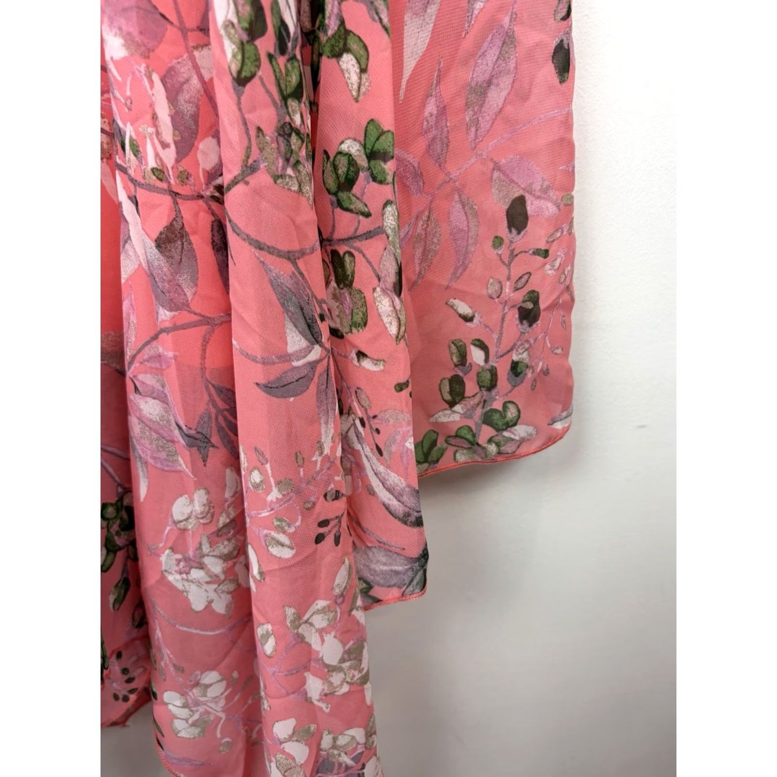Vintage Robbir Bee Floral Midi Dress Womens 14 Drape Neck Chiffon Asymmetric Hem Flutter Sleeve PULLOVER Size XL / US 12-14 / IT 48-50 - 4 Thumbnail
