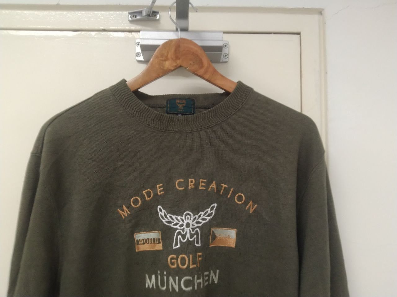 MCM sweatshirt MCM golf embroidered ( 1 pin hole) Size US S / EU 44-46 / 1 - 2 Thumbnail