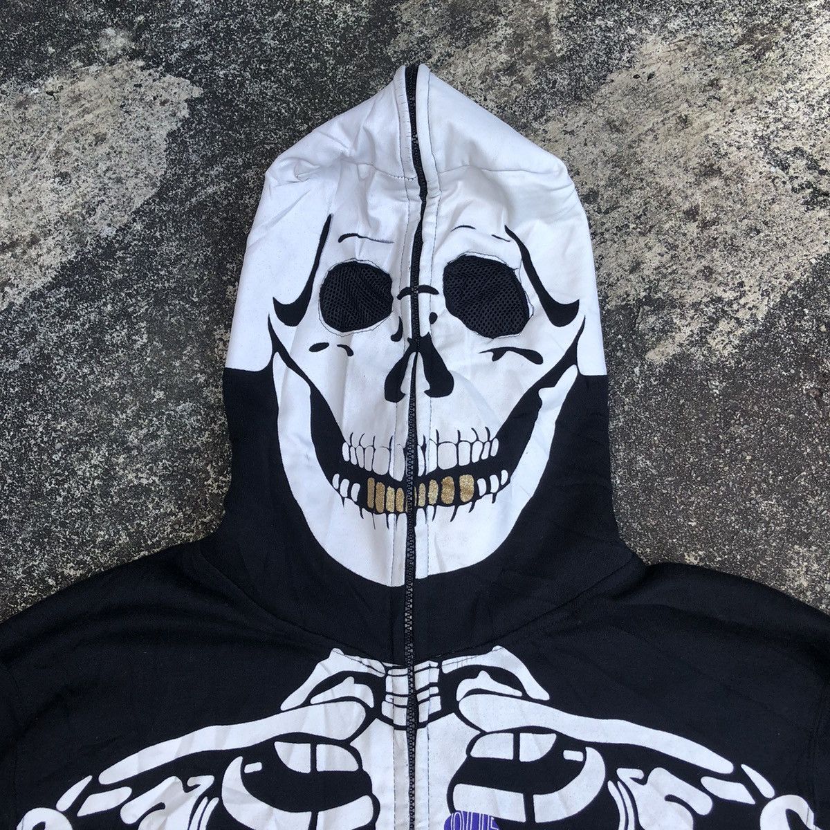 Art × Vintage Vintage Skunk Skull Skeleton Full Zipper